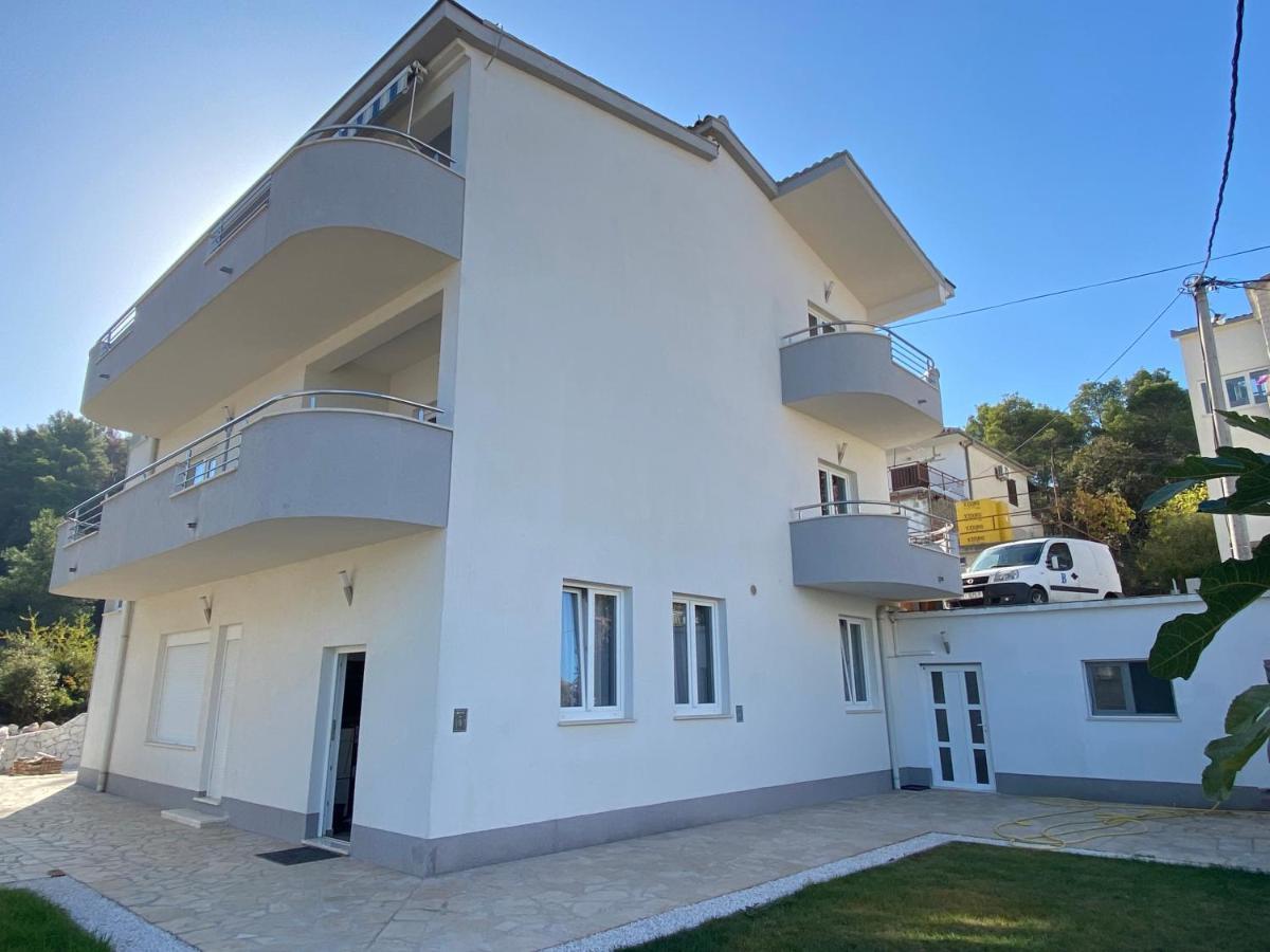 Apartments Antonella Trogir Exterior foto