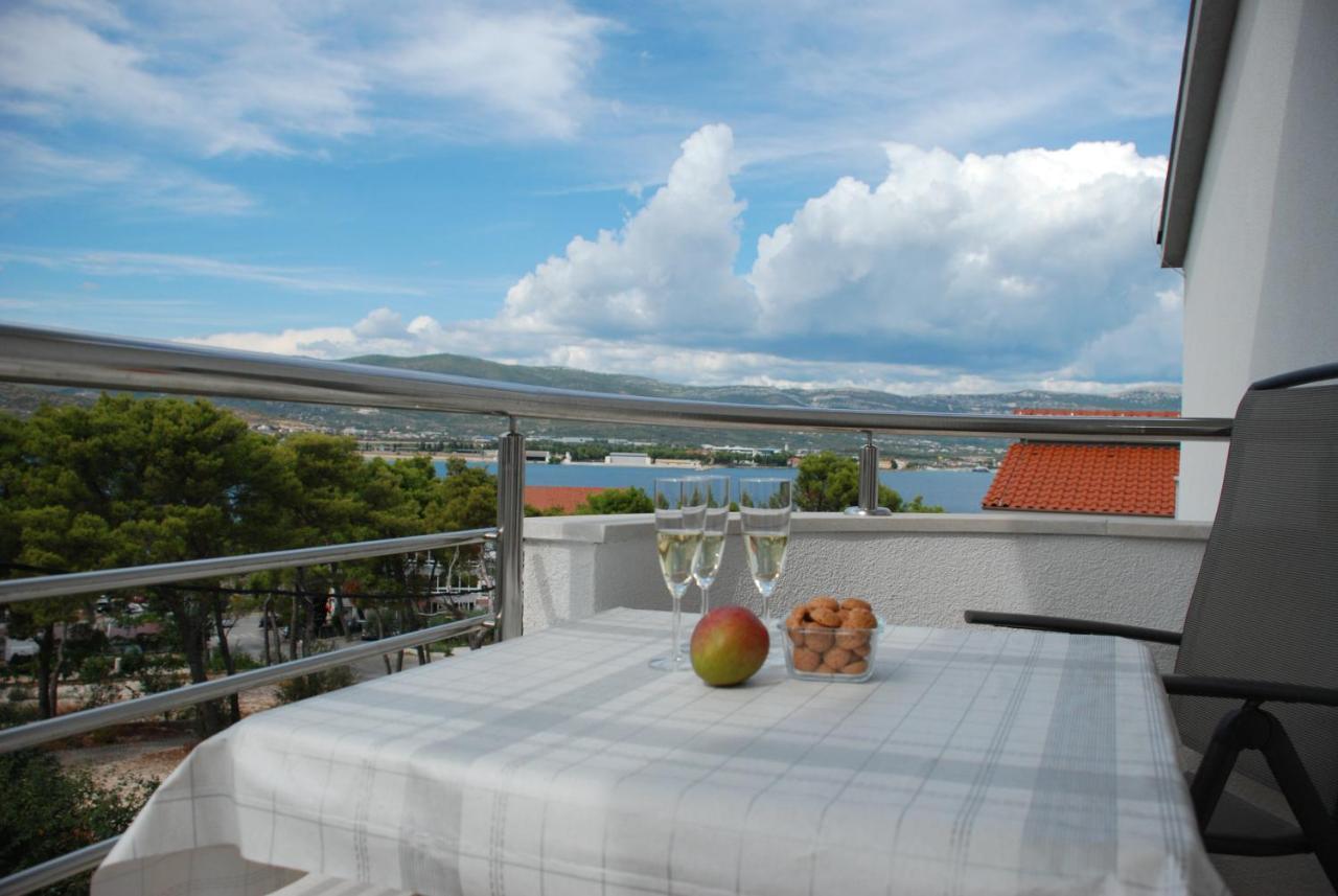 Apartments Antonella Trogir Exterior foto