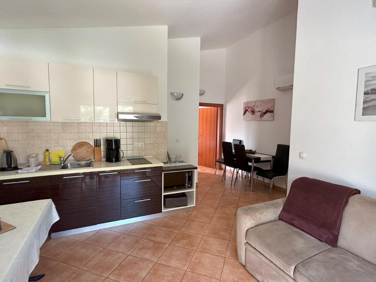 Apartments Antonella Trogir Exterior foto