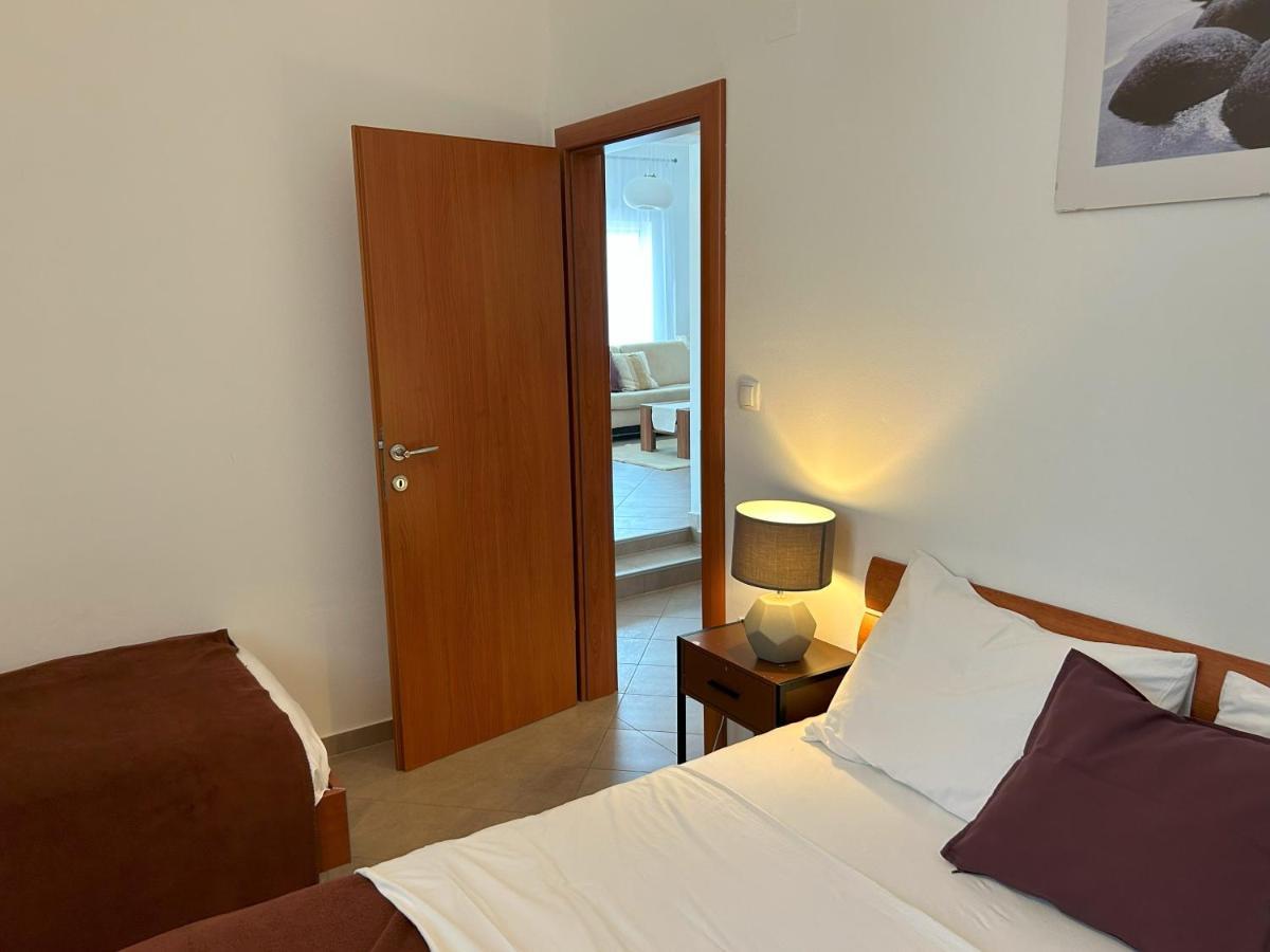 Apartments Antonella Trogir Exterior foto