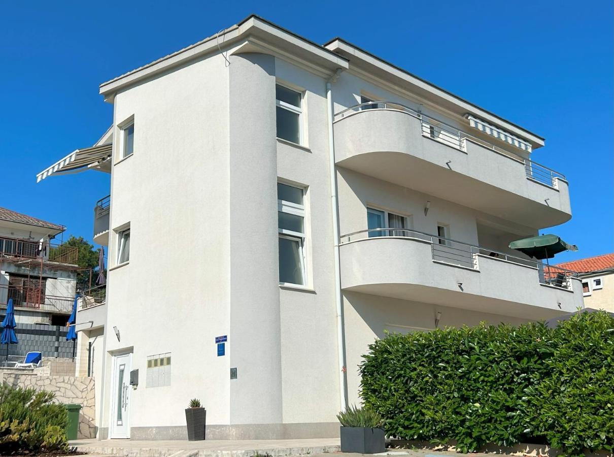 Apartments Antonella Trogir Exterior foto